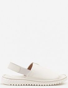 Białe Sandały Vices z Ekozamszu na Podeszwie Zdobionej Żłobieniami Saruvelle damskie