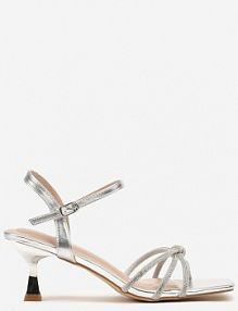 Srebrne Sandały Vices na Obcasie Typu Kaczuszka Ozdobione Cyrkoniami Lumariane