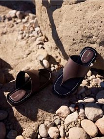 Skórzane klapki Reserved beżowe damskie 565CP-80X