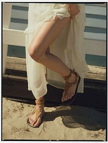 Zamszowe sandały z paskami Reserved ciemnobrązowe damskie 610CP-89X