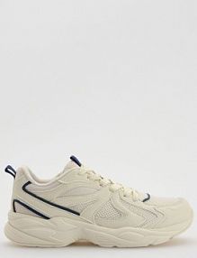 Masywne sneakersy na szerokiej podeszwie Reserved białe damskie 761FE-00X