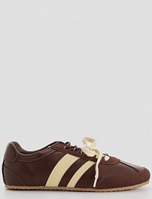 Brązowe sneakersy z imitacji skóry z podwójnymi sznurówkami House damskie 333HB-88X