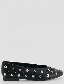 Czarne baleriny z ćwiekami i niskim obcasem House damskie 464HB-99X