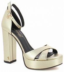 Sandały na słupku Carinii beżowe złote