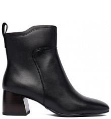 Botki na słupku Tamaris czarne 