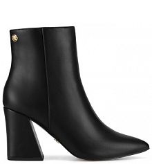 Botki na słupku Nine West czarne 