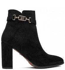 Botki na słupku Nine West czarne 