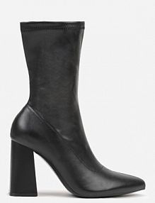 Czarne Przylegające Botki Vices na Słupkowym Obcasie Nevitte