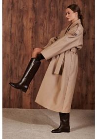 Oficerki Carinii czarne