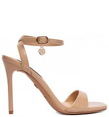 Sandały na szpilce Nine West beżowe 