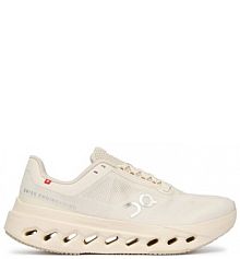 Buty do biegania na asfalt On kremowe damskie 