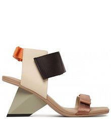 Sandały na koturnie United Nude beżowe 