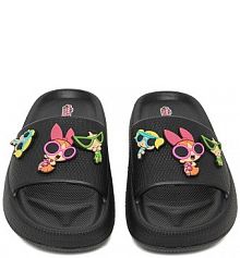 Klapki basenowe POWERPUFF GIRLS czarne dziecięce CEO-CP90-SS26-323WBPPG