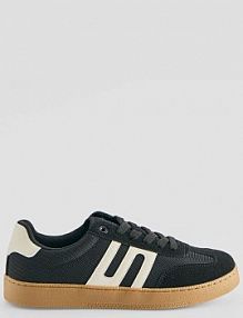 Czarne sneakersy z białymi wstawkami House damskie 381JM-99X