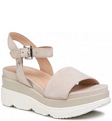 Sandały na koturnie Geox beżowe 