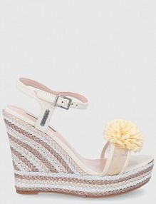 Sandały na koturnie Pepe Jeans  beżowe PLS90423.804